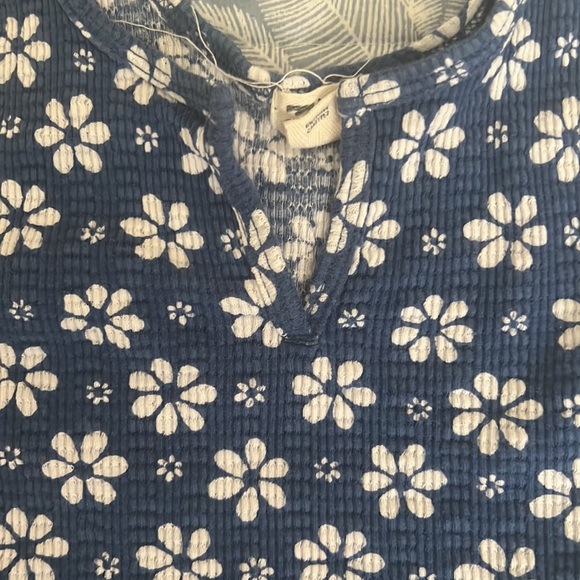 Billabong Tank Top - Picture 2 of 3